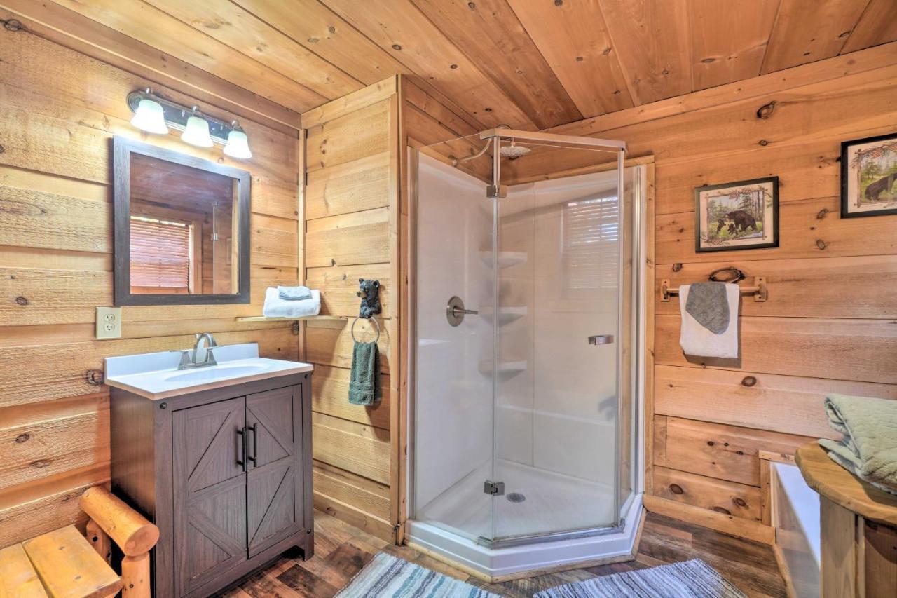 Sevierville Sanctuary Hot Tub, Pool Table And Deck! Екстериор снимка