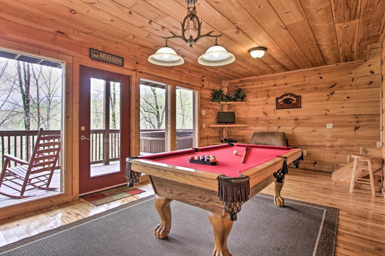 Sevierville Sanctuary Hot Tub, Pool Table And Deck! Екстериор снимка