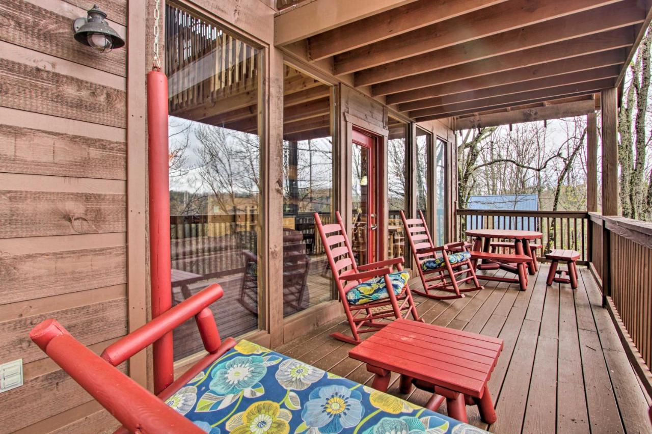 Sevierville Sanctuary Hot Tub, Pool Table And Deck! Екстериор снимка