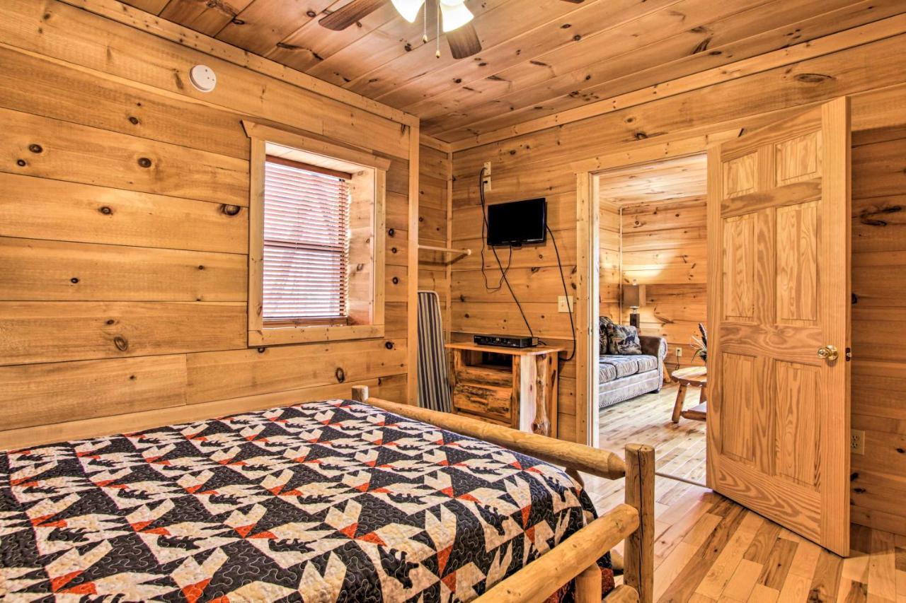 Sevierville Sanctuary Hot Tub, Pool Table And Deck! Екстериор снимка